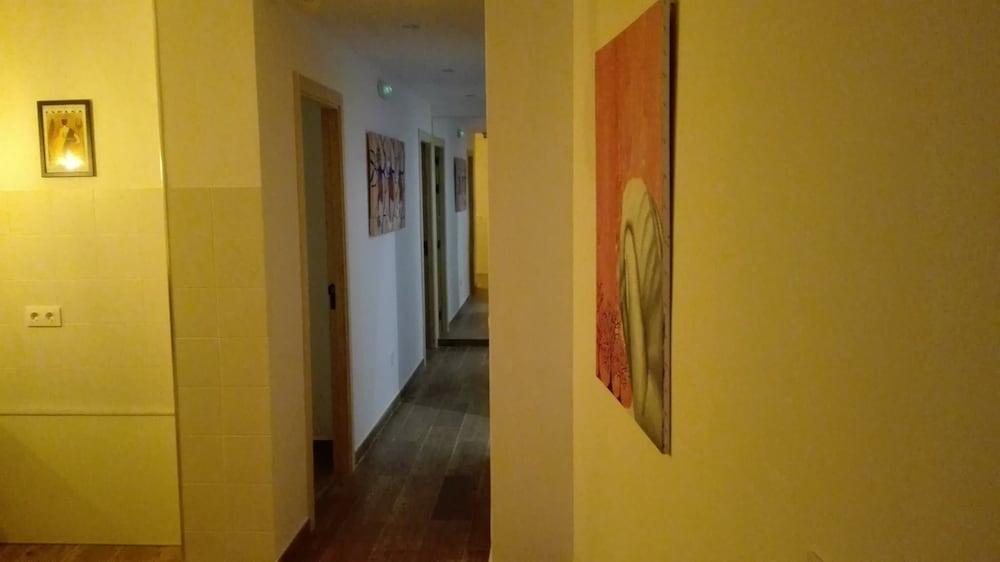 Hostal Ciempozuelos, Cerca Del Parque Warner Y Madrid Exterior photo